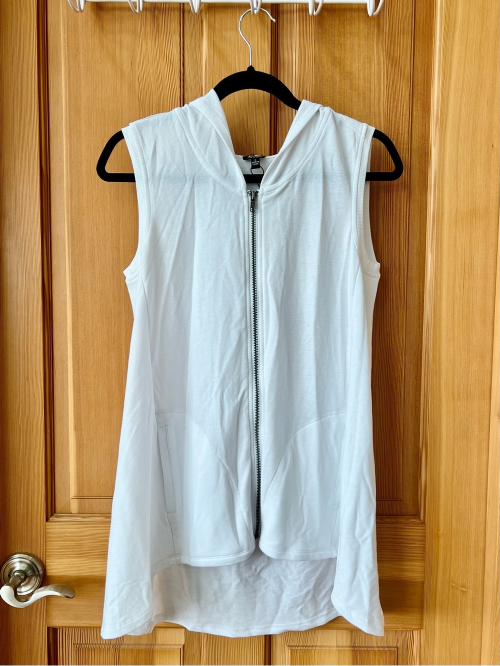 Brand New Sleeveless Hooded Zip-Front Tunic Coverup Vest in White